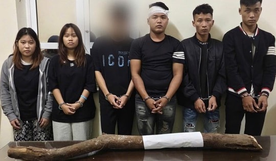 Rủ bạn gái đi đánh nhau để giải quyết mâu thuẫn