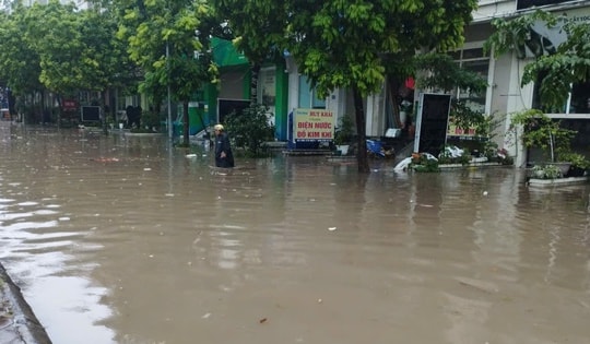 Những điểm đáng lưu ý trong đợt mưa cực lớn ở miền Trung do bão số 12