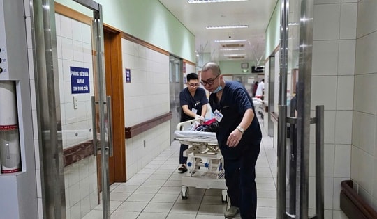 Ngành y tế Huế đảm bảo trực cấp cứu 24/24 phòng chống bão 12