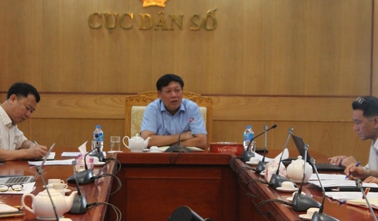 Đẩy nhanh tiến độ xây dựng, hoàn thiện thể chế để thực hiện tốt công tác dân số trong tình hình mới