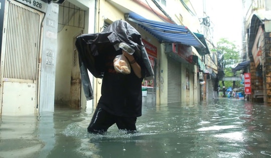 Cao điểm mưa lớn ở miền Trung là khi nào?