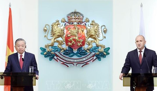 Việt Nam - Bulgaria thiết lập quan hệ Đối tác chiến lược