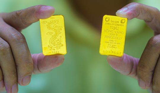 Giá vàng hôm nay ngày 23/10 đồng loạt tăng mạnh trở lại