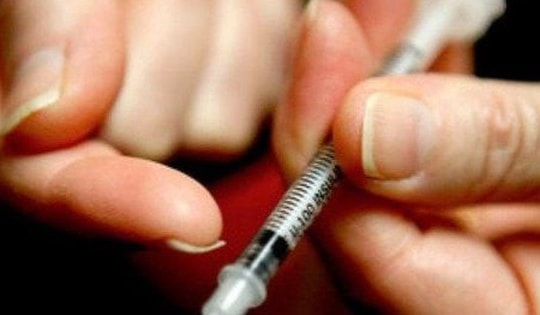 Lạm dụng chất gây nghiện làm gia tăng nguy cơ nhiễm và lây truyền HIV