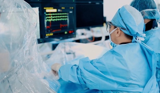 Đặt Stent, điều trị ung thư tại FV, viện phí 'nhẹ tênh' nhờ được BHYT chi trả