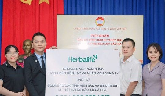 Herbalife Việt Nam đóng góp hơn ba tỷ hai trăm triệu Đồng góp phần hỗ trợ đồng bào miền Bắc và miền Trung bị thiệt hại do Bão Bualoi và Bão Matmo