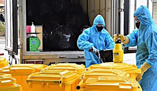 Chuyển chất thải y tế đúng quy định, bảo đảm an toàn môi trường