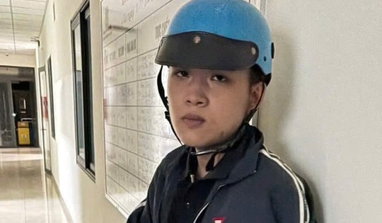 Nghi phạm đâm 2 anh em bán bánh chiên giữa cầu ra đầu thú