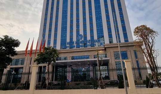 Trình tự, thủ tục tạm dừng đóng vào quỹ Hưu trí và tử tuất với doanh nghiệp gặp khó khăn theo quy định mới