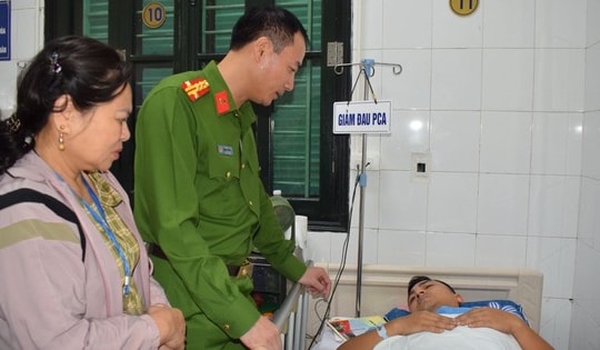 Không chấp hành đo nồng độ cồn, thanh niên tông Đại úy CSGT đa chấn thương