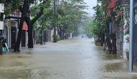 Miền Trung tiếp tục mưa lớn, Bắc Bộ se lạnh về đêm