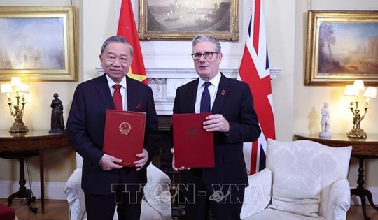 Tuyên bố chung về việc nâng cấp quan hệ Việt Nam - Anh lên Đối tác Chiến lược toàn diện