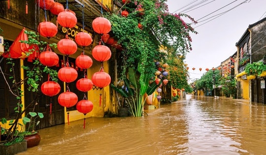 Mưa lớn dịch chuyển ra Nghệ An đến Quảng Trị