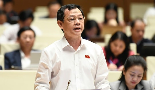 Thứ trưởng Nguyễn Tri Thức đề nghị BHYT chi trả việc đặt chân giả, tay giả cho những người kém may mắn