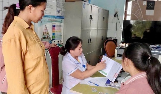 Hành trình từ đẻ tại nhà đến sinh nở tại trạm ở Tuyên Quang