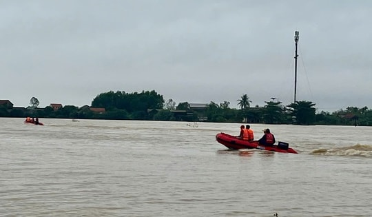 Tìm thấy thi thể người đàn ông ở Huế bị nước cuốn khi đi lùa vịt