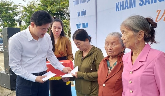 Chăm sóc sức khỏe đồng bào vùng sâu, vùng xa luôn là ưu tiên hàng đầu của ngành Y tế