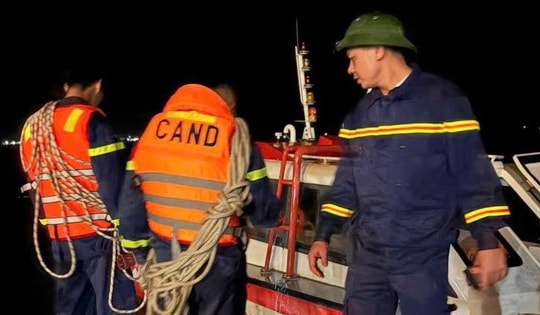 Sau ăn cưới, nam thanh niên ngã xuống hồ Hòa Bình tử vong thương tâm