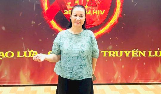 Chuyện của người nhiễm HIV có "nụ cười vượt qua số phận"