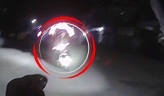 Hai học sinh 'tăng ga qua chốt' bị xử phạt 17 triệu đồng