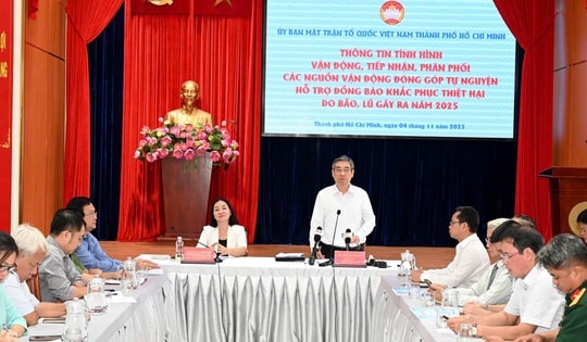 TPHCM tiếp nhận hơn 210 tỷ đồng ủng hộ vùng lũ