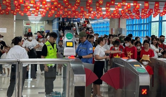 Từ 18/11, khách đi tàu Cát Linh-Hà Đông sẽ chuyển sang sử dụng thẻ vé mới