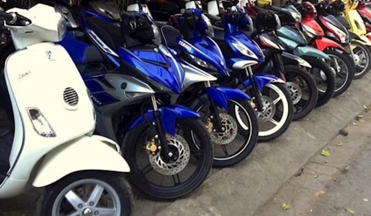 Xe mua đã lâu mà chưa sang tên, không tìm được chủ cũ thì phải làm gì để tránh bị phạt?