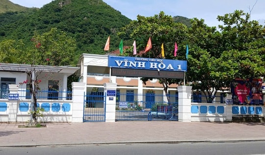 Học sinh ở Khánh Hòa nghỉ học ngày 6 và 7/11 để phòng tránh bão Kalmaegi