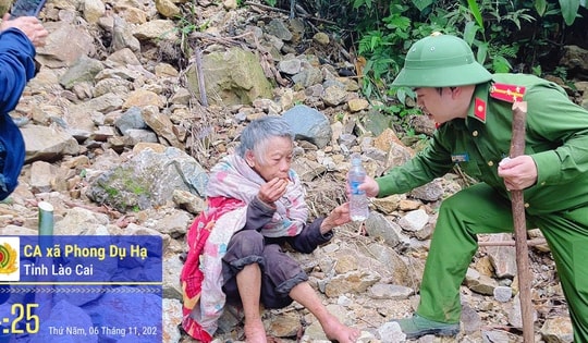 Tìm thấy cụ bà 86 tuổi đi lạc trong rừng sâu sau 2 ngày tìm kiếm