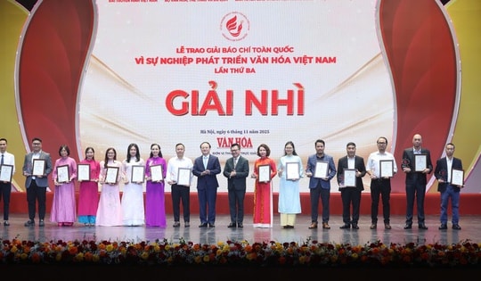Phóng viên Báo Sức khỏe và Đời sống đoạt giải Nhì Giải Báo chí 'Vì sự nghiệp phát triển văn hóa Việt Nam'