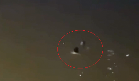 Người đàn ông 'vô danh' lao xuống dòng nước xiết cứu phụ nữ nhảy cầu