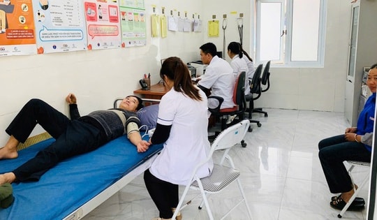 Góp ý kiến vào Dự thảo Văn kiện Đại hội XIV của Đảng: Phát triển y tế cơ sở vì mục tiêu phát triển con người Việt Nam toàn diện