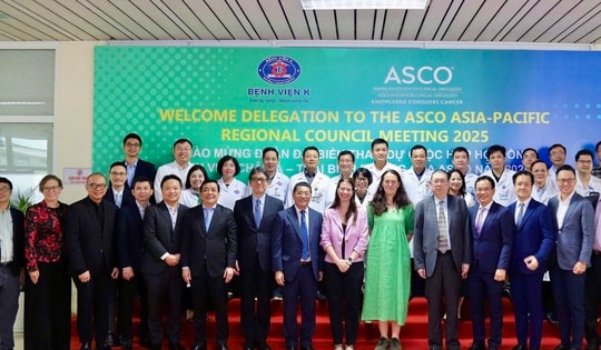 Nhiều chuyên gia hàng đầu về ung thư quốc tế hội tụ tại Bệnh viện K