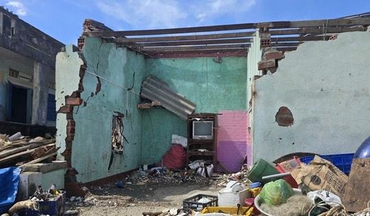 8 người chết và mất tích, gần 27 nghìn ngôi nhà bị sập, hư hỏng do bão số 13