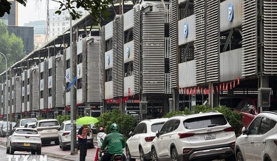 Hà Nội 'khát' bãi đỗ xe: Cần giải pháp mạnh để biến quy hoạch thành hiện thực