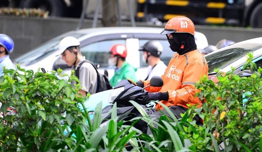 Miền Bắc giảm mưa, trưa chiều hửng nắng