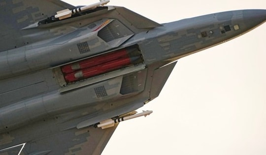 Nga tung tiêm kích tàng hình thế hệ 5 'áp chế phòng không' NATO