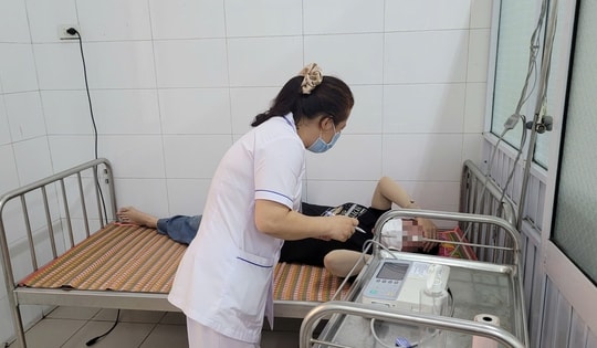 13 công nhân ở Huế nhập viện sau bữa ăn trưa