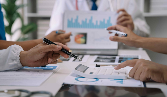 Mua bán – Sáp nhập (M&A) cho ngành y tế Việt Nam và vấn đề pháp lý cần lưu ý