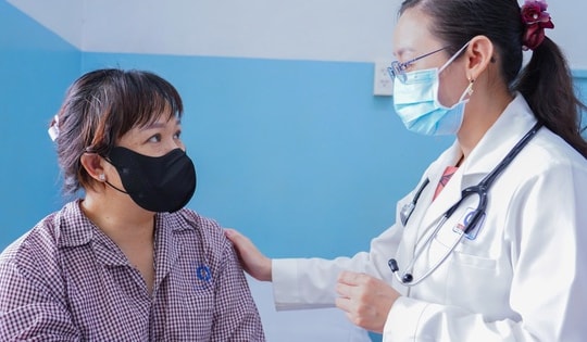 Đã có gần 300 người nghi ngộ độc sau ăn bánh mì cóc cô B, phát hiện thêm vi khuẩn mới