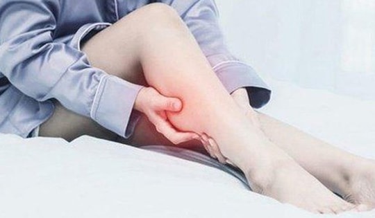 Xương kêu răng rắc cảnh báo thiếu canxi, đừng bỏ qua 5 triệu chứng này