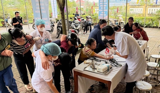 Diễn tập xử trí tình huống đám cưới ở Nghệ An có hơn 100 người tham dự xảy ra ngộ độc thực phẩm