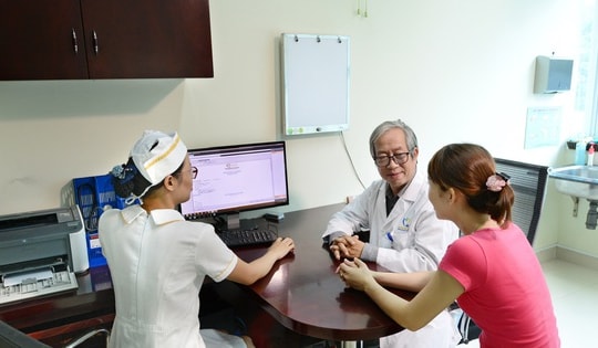 Củng cố y tế cơ sở, phát triển y học gia đình để bao phủ chăm sóc sức khỏe nhân dân