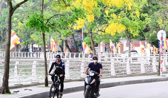 Miền Bắc, miền Trung ngày nắng, đêm và sáng trời rét