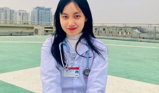 Thủ khoa Trường Đại học Y Hà Nội được UBND TP Hà Nội tặng Bằng khen