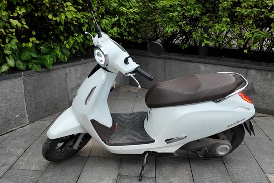 Người trẻ Việt cởi mở hơn, xe máy điện thành lựa chọn mới