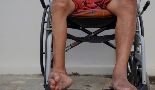 Virus bại liệt: Nguy cơ xâm nhập trở lại và tầm quan trọng sống còn của vaccine