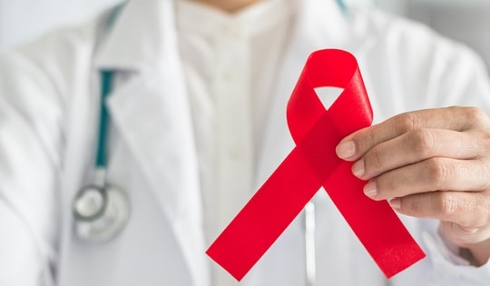 Bảo hiểm y tế: ‘Phao cứu sinh’ góp phần bảo đảm điều trị bền vững cho người nhiễm HIV