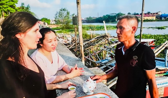 Hành trình 'bước ra từ bóng tối': Sống trọn vẹn mỗi ngày cũng là giúp mình, giúp đời!