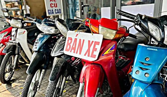 Mua bán xe cũ chưa sang tên, thủ tục dang dở: Cần làm gì để không bị phạt?